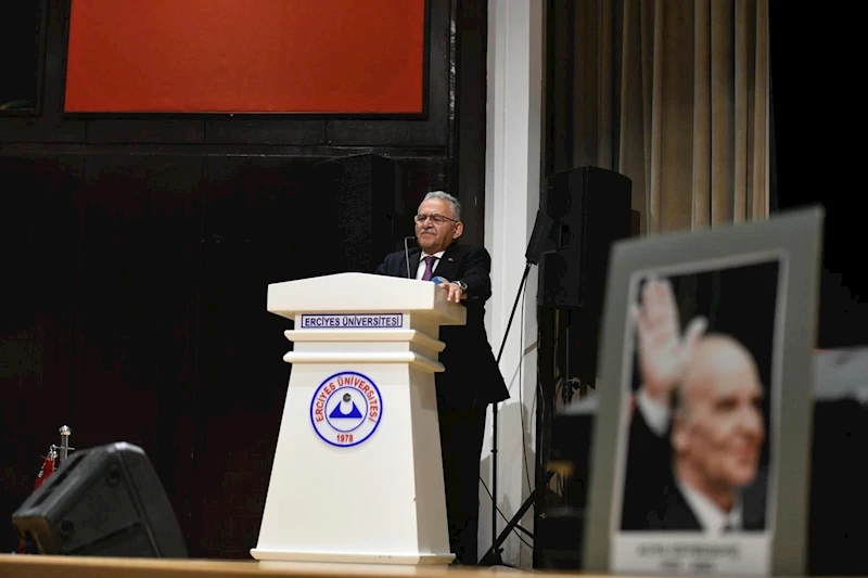 Başkan Büyükkılıç, Devlet Adamı ve Mütefekkir Aliya İzzetbegoviç’i Andı
