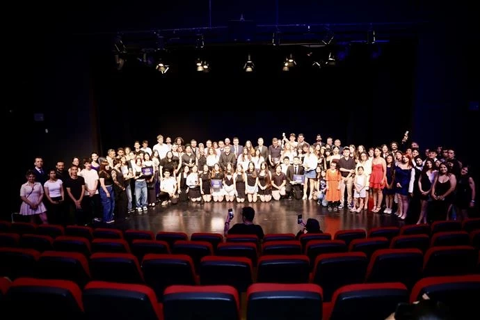 11. ALANYA LİSELER ARASI TİYATRO FESTİVALİ SONA ERDİ